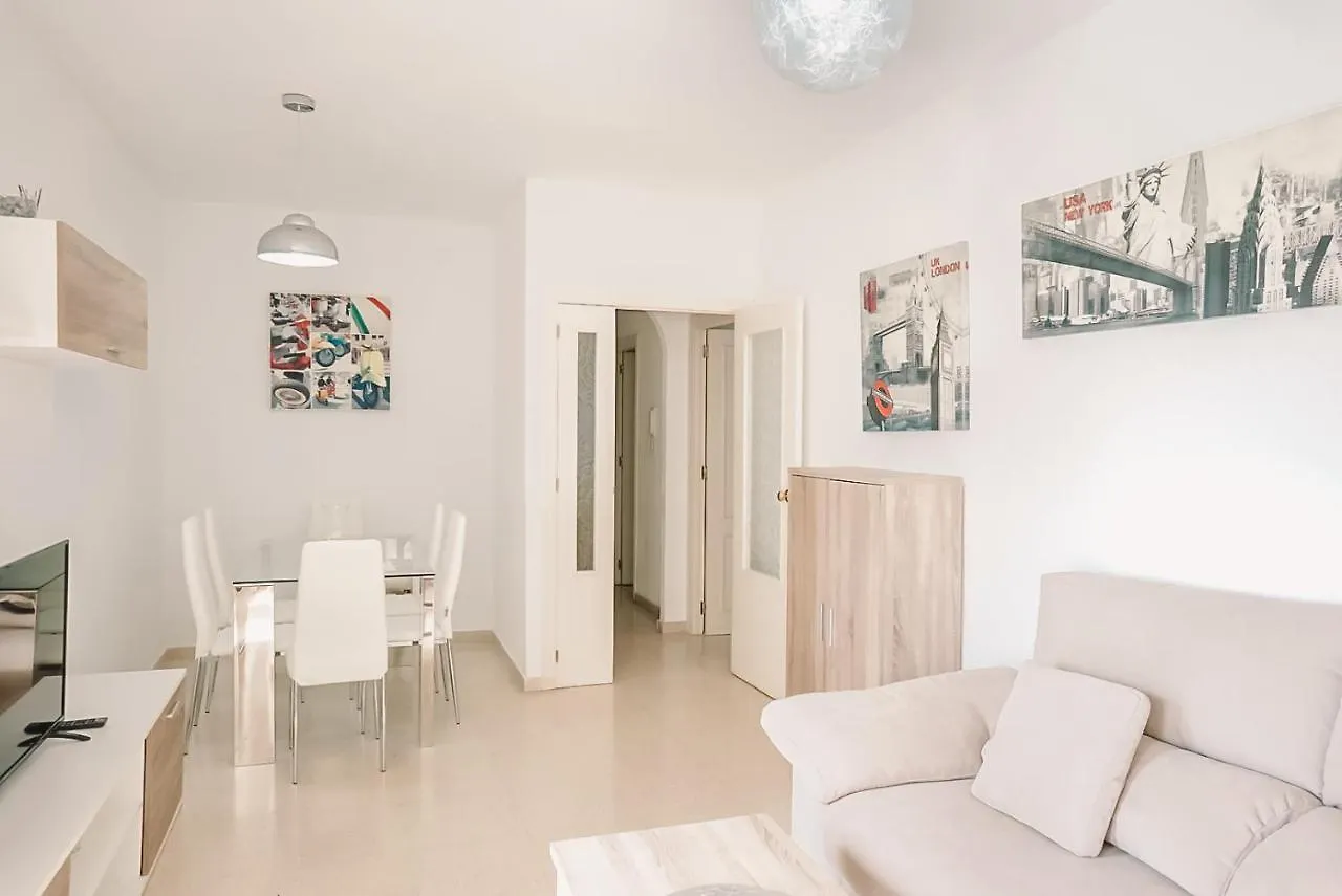 Amplio Ideal Para Familias Con Piscina Y Padel Fuengirola
