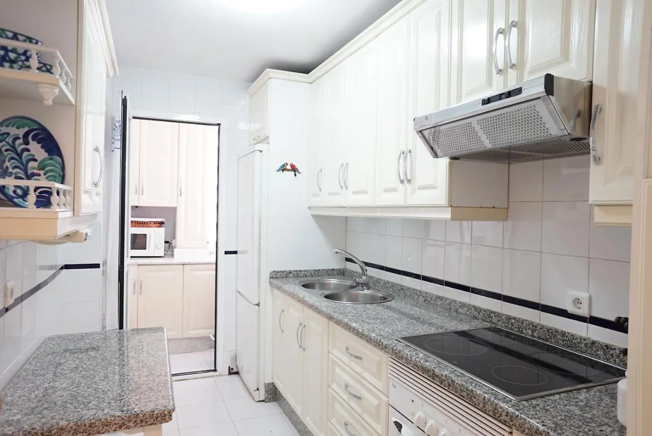Amplio Ideal Para Familias Con Piscina Y Padel Fuengirola 0*,
