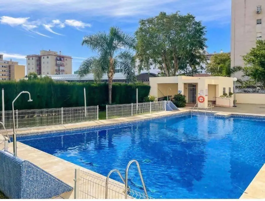 דירה פואנגירולה Amplio Ideal Para Familias Con Piscina Y Padel ספרד